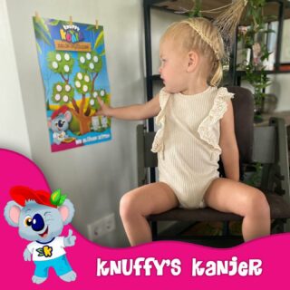 Lieve Louèn is echt een grote meid aan het worden! Hier was ze net begonnen met ‘We Blijven Zitten’. Én het gaat inmiddels super goed! Wat knap van jou Louèn! Knuffy is super trots! 

Wil jij ook zo’n toffe poster om samen met je kindje allerlei leuke vaardigheden onder de knie te krijgen, waaronder zindelijkheid? Klik op de link in onze bio!

@michellevantriest  @abiamvantriest dank jullie wel voor de geweldige foto!